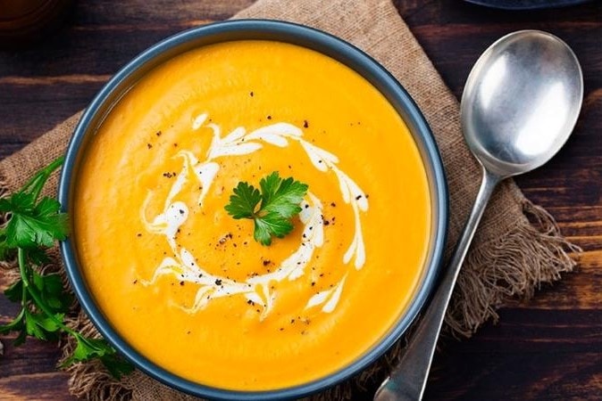 Ăn thực phẩm mềm, lỏng trong vài ngày đầu để răng sứ được ổn định trên cung răng